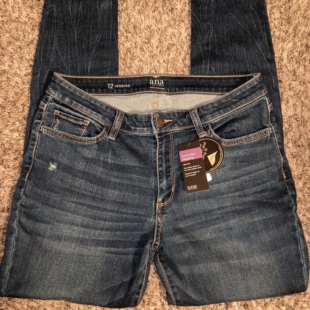 NWT A.N.A Jeggings/Jeans Sz 12